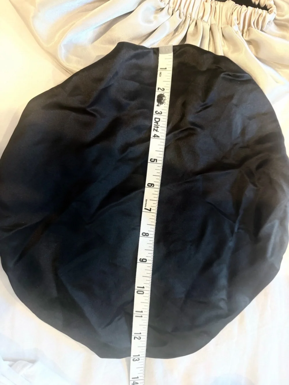 2 Women’s Reversible Hair Bonnets in Luxurious Satin